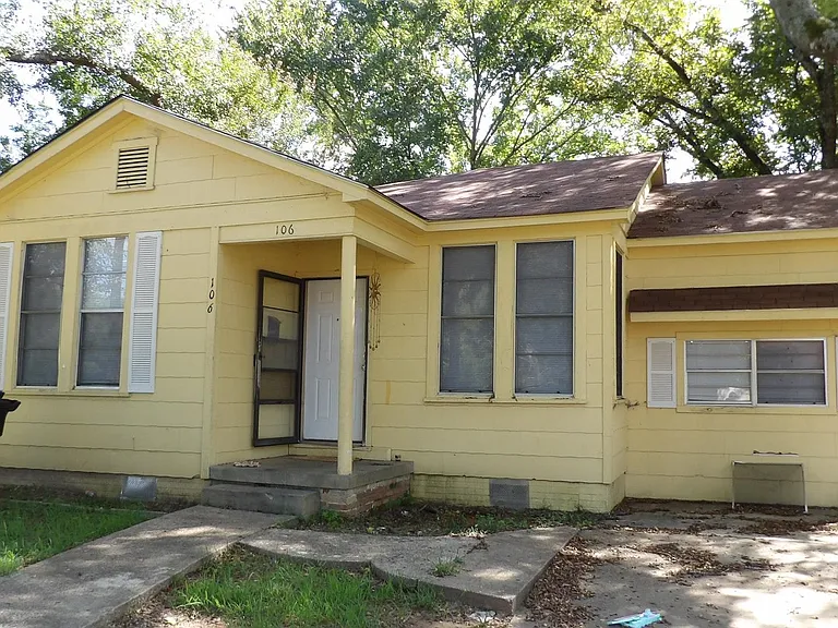 106 Jewel Dr — Photo 1