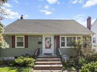 624 Spring Valley Rd, Maywood, NJ 07607