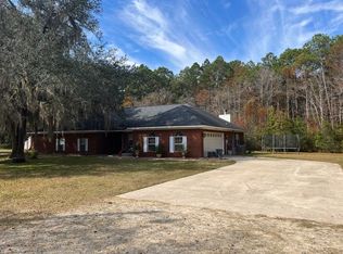 221 Clampett Rd, Hinesville, GA 31313