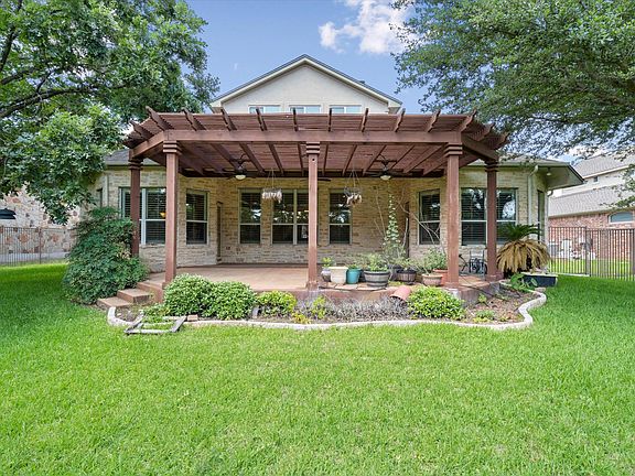 3rd image of 16209 Double Eagle Dr