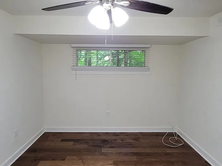 10212 Iron Mill Rd — Photo 8