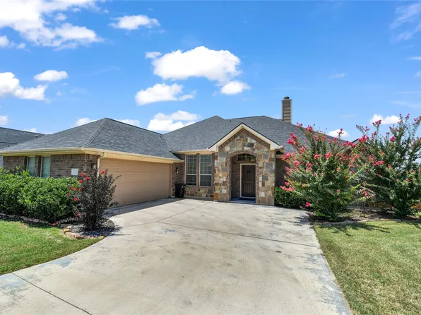2318 Trace Ridge Dr, Weatherford, TX 76087