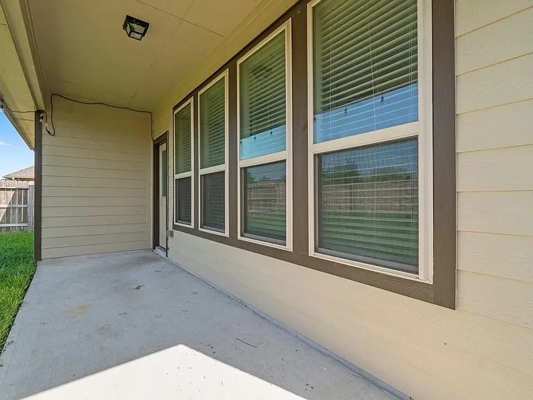4234 Green Landing Dr — Photo 29