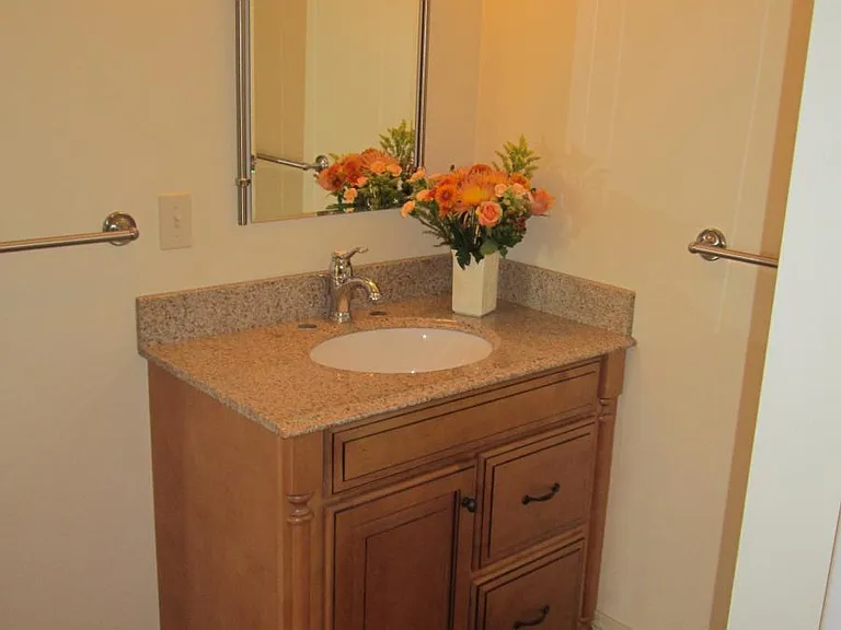 1st floor full bathroom