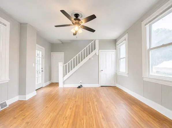 211 Front St APT 4, Bordentown, NJ 08505