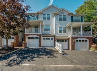 916 Hawley Ct #916, Denville, NJ 07834