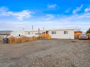 270 E Pomona Rd, Yakima, WA 98901