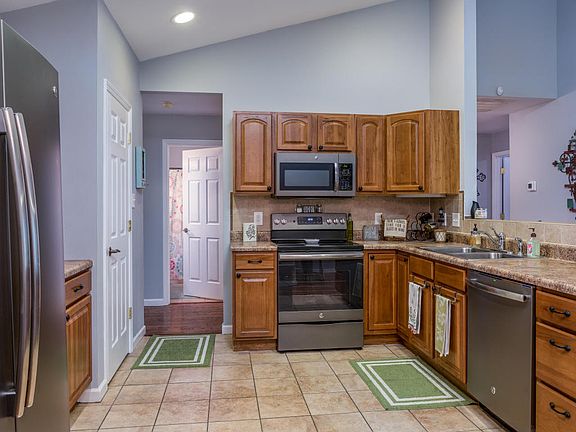 5th image of 8856 Carriage House Way #5