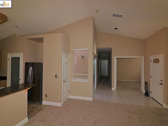 5th image of 2363 Cherry Hills Dr