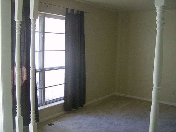 Living Room #1 can be formal area or offfice area, new carpet 