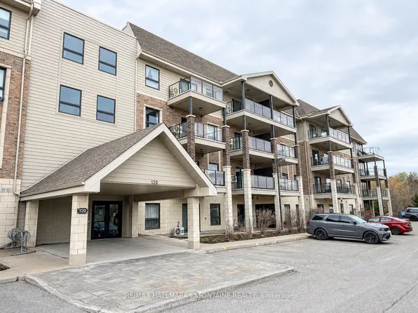 120 Prestige Cir #114, Ottawa, ON K4A 1B4
