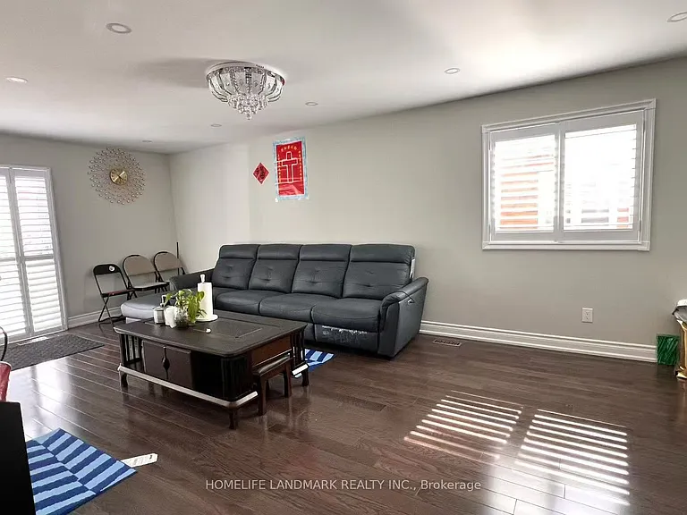 25 Atlantic Ave — Photo 4