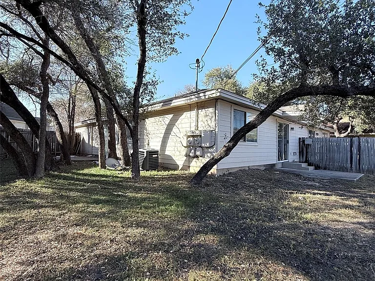 8621 Talyne Chaise Cir #B — Photo 37