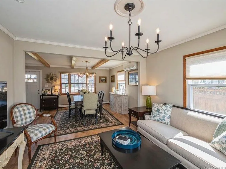 8 Crabtree Ln — Photo 6