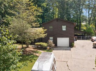 2862 Melanie Ln, Douglasville, GA 30135