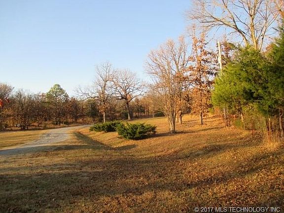 2nd image of 726 State Highway 1