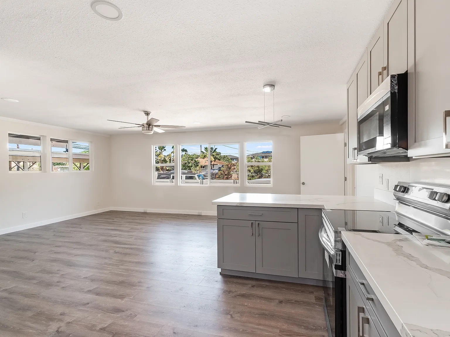 4 bed, 1520 sqft, $5,300 — Photo 3