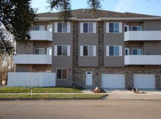1208 W Owens Ave, Bismarck, ND 58501