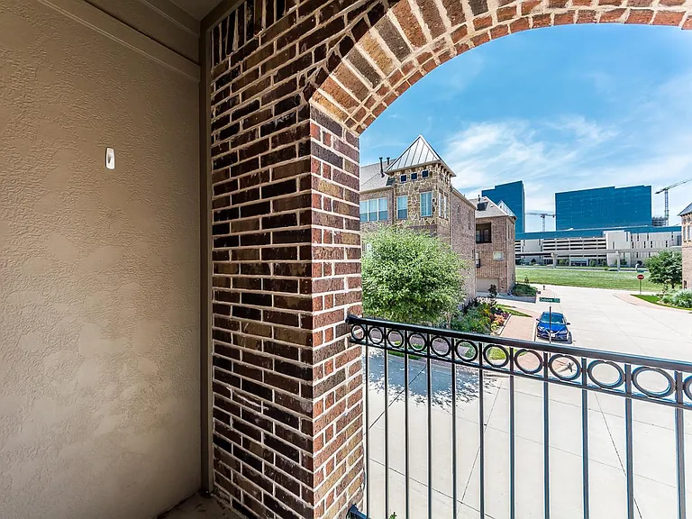 7920 Osborn Pkwy — Photo 30