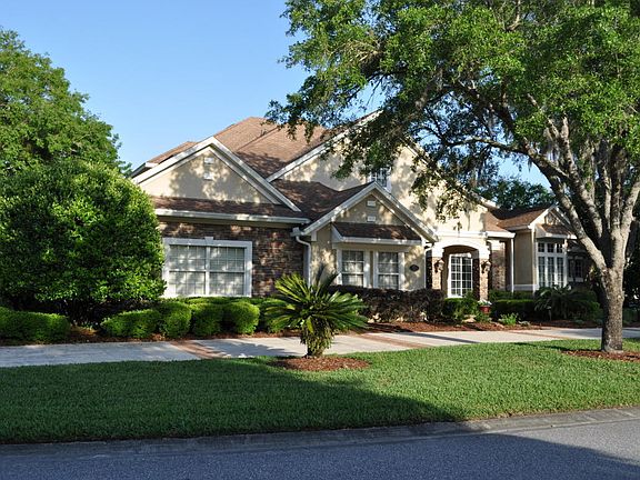 3rd image of 521 Honey Locust Ln