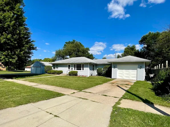 2508 Colorado Ave, Rockford, IL 61108