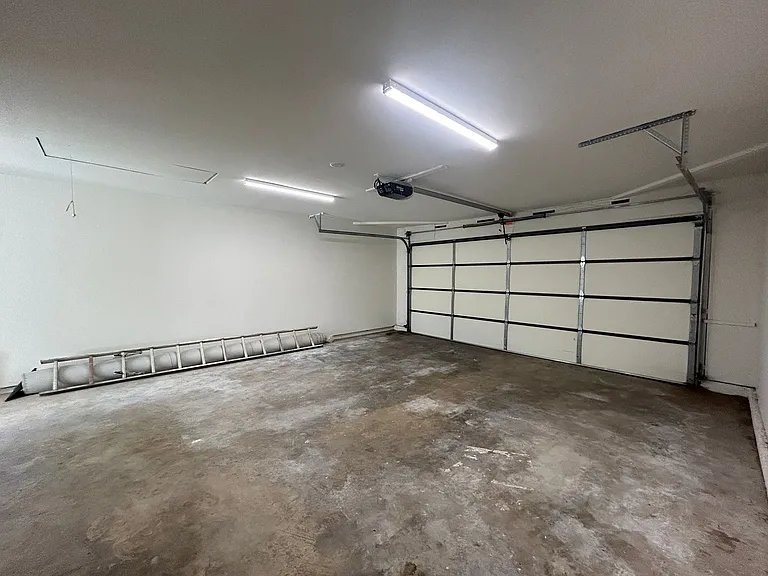 5435 Villas Dr — Photo 28