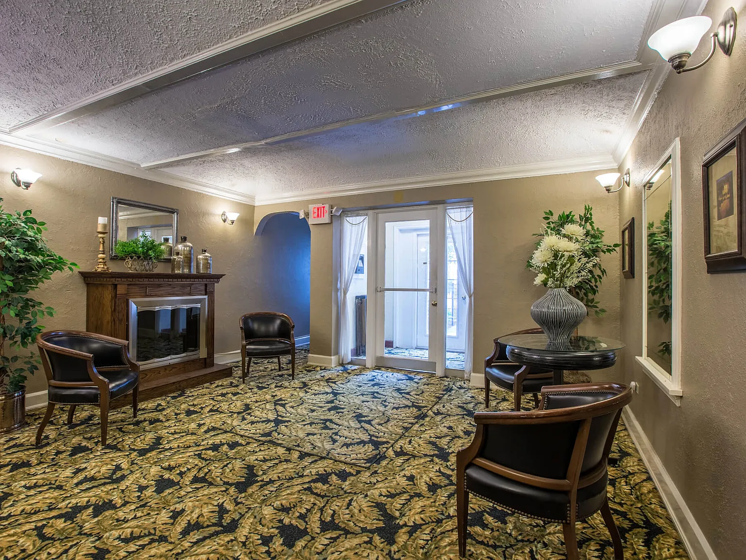 The Avalon — Photo 2