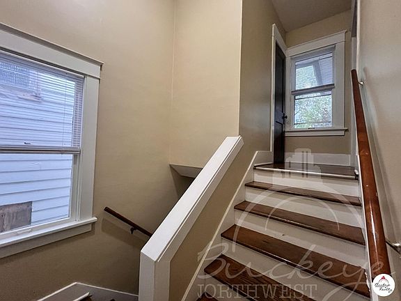 3rd image of 1113 Alcott St #1115