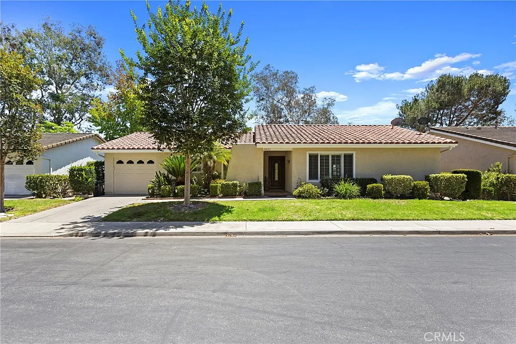 3 bed, 1497 sqft, $4,295 — Photo 2
