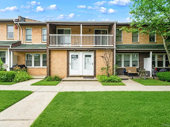 282 Artist Lake Drive, Middle Island, NY 11953