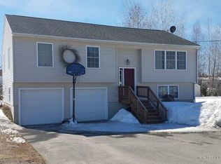 18 Valley Farms Rd, Fairfield, ME 04937