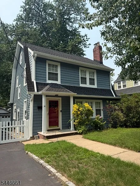 4 bed, 1.5 bath, $4,999 — Photo 2