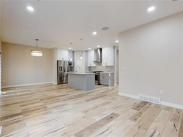 131 George Barone Bay — Photo 21