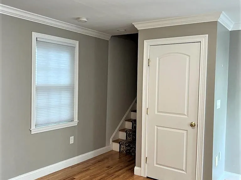 303 Cabot St — Photo 3