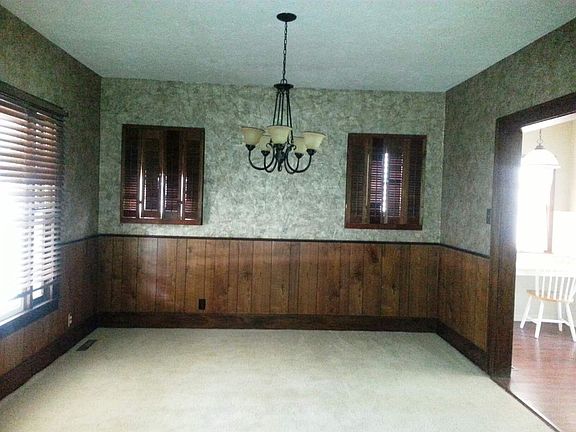 4th image of 1217 N Washington Ave
