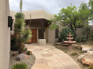 1902 N Whispering Bells Dr, Tucson, AZ 85745