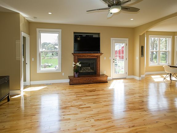 6896 shady grove-104