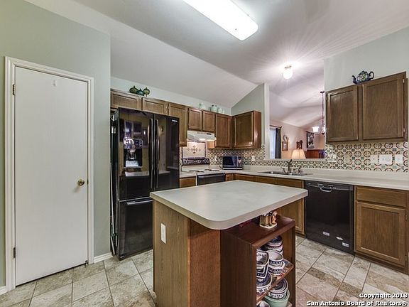 3rd image of 7222 Burns Ln