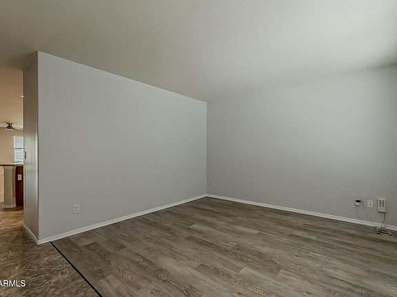 5th image of 1930 E PARKSIDE Lane