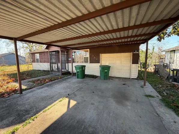 7526 S Hall St, Houston, TX 77028