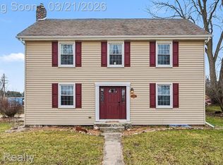 3576 Central St, Dexter, MI 48130