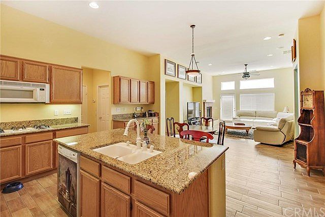 1st image of 38190 Camarada Ln
