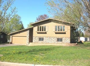 302 Lisbeth Rd, Wausau, WI 54401
