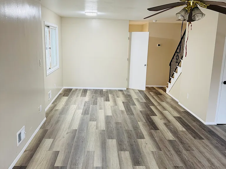 263 Lockman Ave — Photo 3