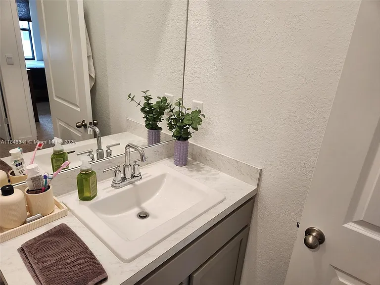 880 NW 3rd Way #880 — Photo 11