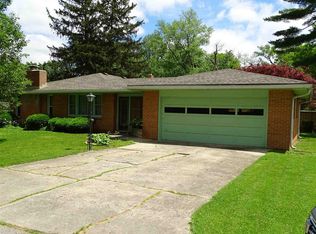 3915 W Peachtree Ln, Muncie, IN 47304