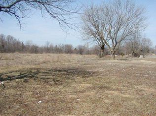 205 Cavin Ave, Winthrop Harbor, IL 60096