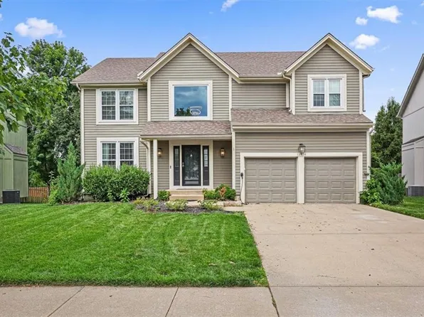 12434 Slater St, Overland Park, KS 66213