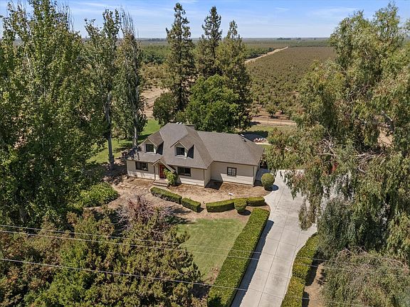3rd image of 9461 Garden Hwy