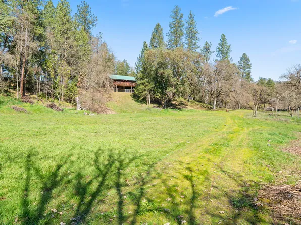 151 Kubli Rd, Grants Pass, OR 97527